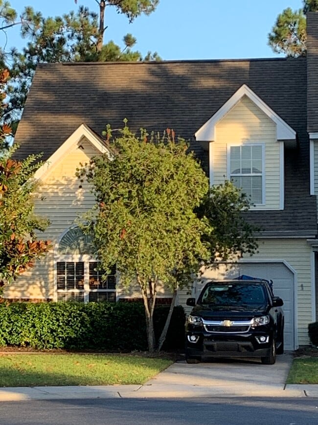 250 Opus Ct in Pooler, GA - Foto de edificio - Building Photo