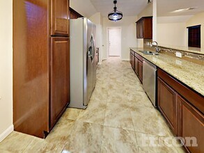 3618 Cross Green Ln in Spring, TX - Foto de edificio - Building Photo