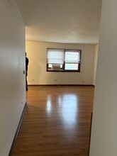 7411 Astor Ave, Unit 2A in Hanover Park, IL - Building Photo - Building Photo