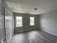 409 Timberlake Trail photo'