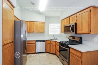 4041 Hazelridge Dr in Las Vegas, NV - Building Photo - Building Photo
