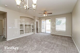 2538 S Sunnyvale Ave in Gilbert, AZ - Building Photo - Building Photo