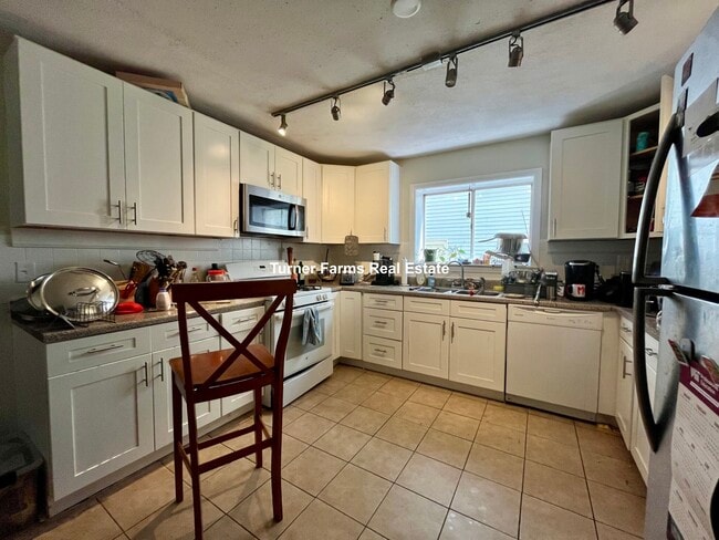99 Marion St, Unit 1