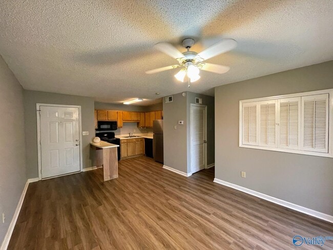 6634 Willow Pointe Dr NW in Huntsville, AL - Building Photo - Building Photo