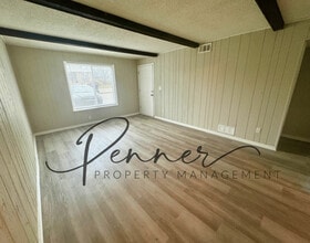 11426 E 71 St in Raytown, MO - Building Photo - Building Photo