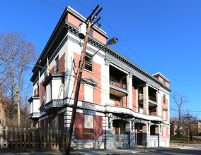 Historic Kinsey Apartments in Cincinnati, OH - Foto de edificio - Building Photo