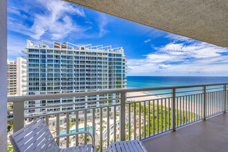 3000 N Ocean Dr in West Palm Beach, FL - Foto de edificio - Building Photo