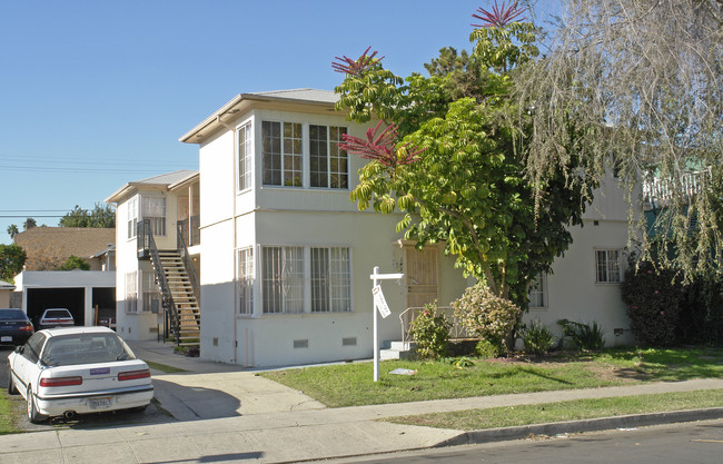 1433 S Bronson Ave in Los Angeles, CA - Building Photo - Building Photo