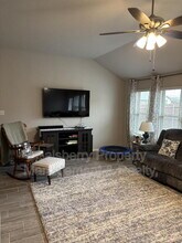 5745 Brookville Dr in Fort Worth, TX - Building Photo - Building Photo