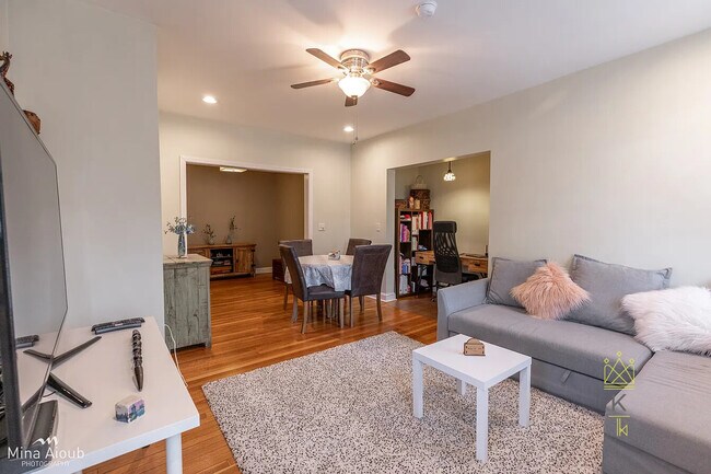 property at 1404 Commonwealth Ave
