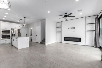 164 E Lexington Ave in Gilbert, AZ - Building Photo - Building Photo