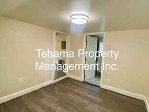 1033 Cedar St in Red Bluff, CA - Building Photo - Building Photo