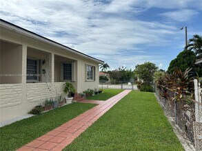 3515 SW 5th St in Miami, FL - Building Photo - Building Photo