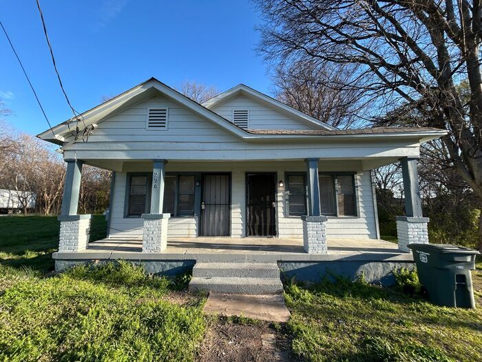 276 W Trigg Ave in Memphis, TN - Building Photo