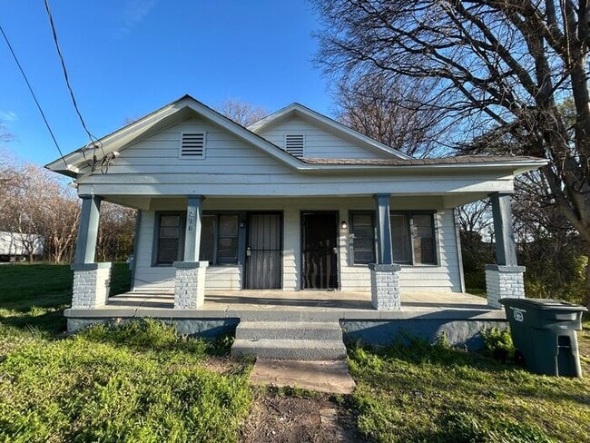 property at 276 W Trigg Ave