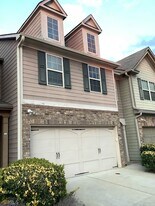 1519 Creek Bend Ln NW in Lawrenceville, GA - Building Photo