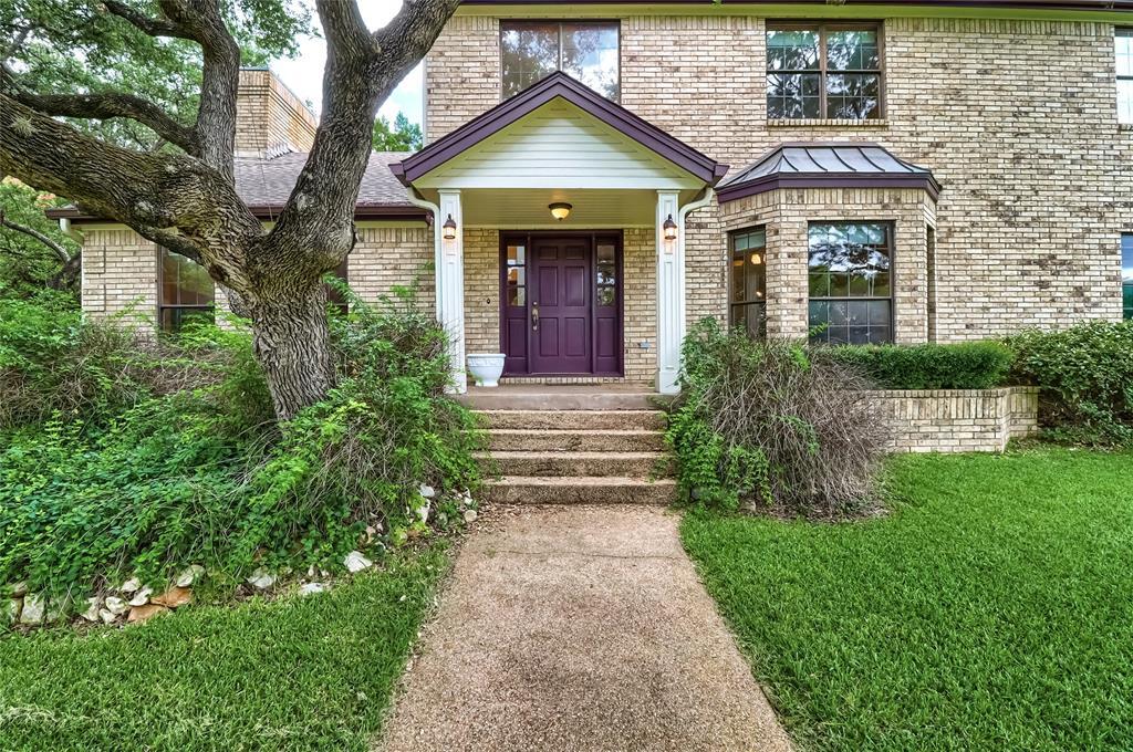 213 Hurst Creek Rd in Lakeway, TX - Building Photo