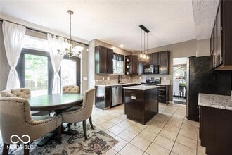 6830 Antelope Dr in Indianapolis, IN - Building Photo - Building Photo