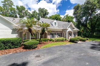 2506 SW 9th Dr in Gainesville, FL - Building Photo - Building Photo