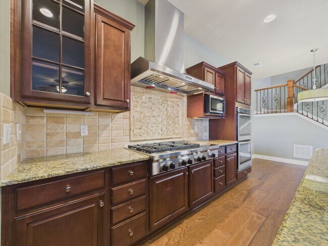 9228 RidgeGate Pkwy in Lone Tree, CO - Foto de edificio - Building Photo