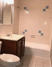 23 McCormick Terrace in Stoughton, MA - Foto de edificio - Building Photo