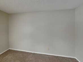 811 Westridge N Dr in Noblesville, IN - Building Photo - Building Photo