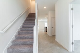 7484 Cabin Ln in Sarasota, FL - Building Photo - Building Photo