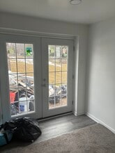 14433 Twig Rd in Silver Spring, MD - Foto de edificio - Building Photo