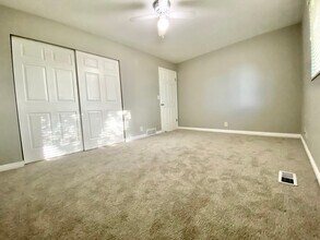 11540 Sandy Creek Dr in Sandy, UT - Building Photo - Building Photo