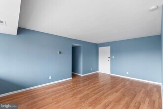 5801 Quantrell Ave in Alexandria, VA - Building Photo - Building Photo