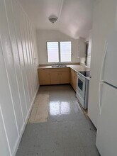 1222 15th Ave in Honolulu, HI - Building Photo - Building Photo