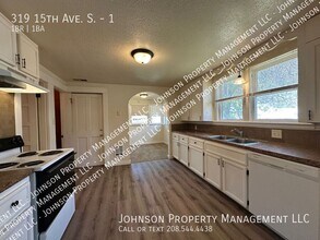 319 15th Ave S-Unit -1 in Nampa, ID - Building Photo - Building Photo