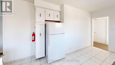 42 Iangrove Terrace in Toronto, ON - Building Photo - Building Photo