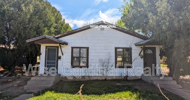 property at 3015 39th St