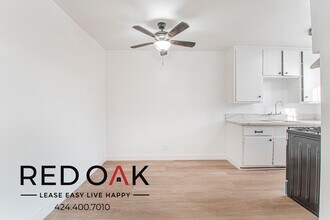 919 S Lake St in Los Angeles, CA - Building Photo - Building Photo