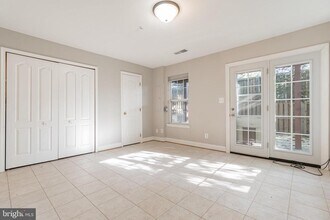 3801 Watkins Mill Dr in Alexandria, VA - Building Photo - Building Photo