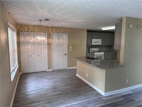 816 Norwalk Cove NE in Lawrenceville, GA - Building Photo - Building Photo