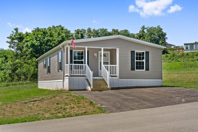 Port Royal Village in Belle Vernon, PA - Building Photo - Building Photo