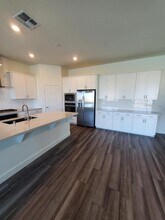 5637 Waterstone St in Sacramento, CA - Building Photo - Building Photo