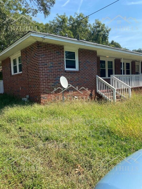 3315 Berry Ln in Anderson, SC - Building Photo