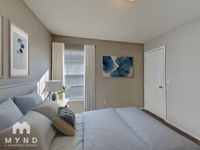 3945 W Maple St in Springfield, MO - Building Photo - Building Photo