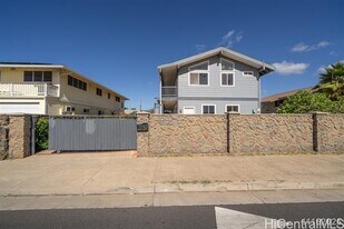 87-110-110 Kaukama Rd in Waianae, HI - Building Photo