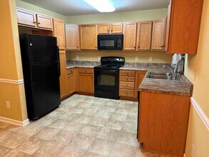 166 Larck Crest Ln in Winston-Salem, NC - Building Photo - Building Photo