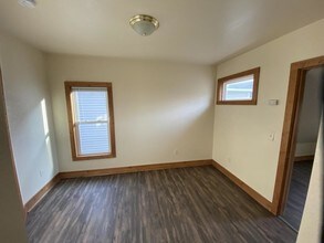 1522 Jefferson St in Duluth, MN - Foto de edificio - Building Photo