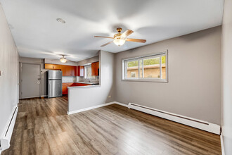 4634 W 47th St in Chicago, IL - Building Photo - Building Photo