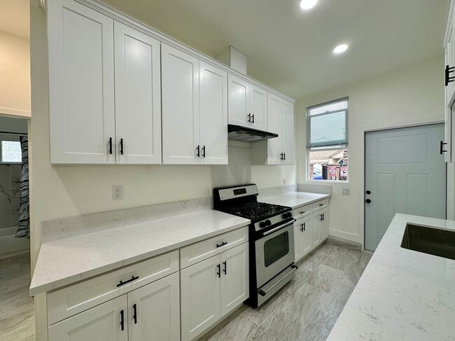 property at 11911 Sunstone Ct