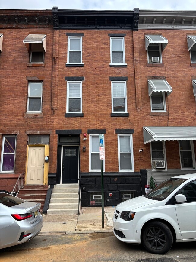905 W Susquehanna Ave, Unit A
