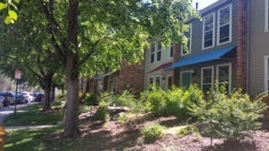 1150 Inca St, Unit 52 in Denver, CO - Foto de edificio - Building Photo