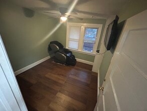 914 Township Line Rd, Unit Apartament in Elkins Park, PA - Foto de edificio - Building Photo