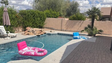 8856 E Sharon Dr in Scottsdale, AZ - Building Photo - Building Photo